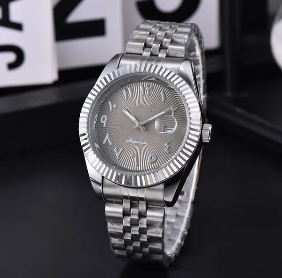 Casual Luxury Mans Watch Quartz Movement Battery Splash Waterproof 41mm case Arabic Design